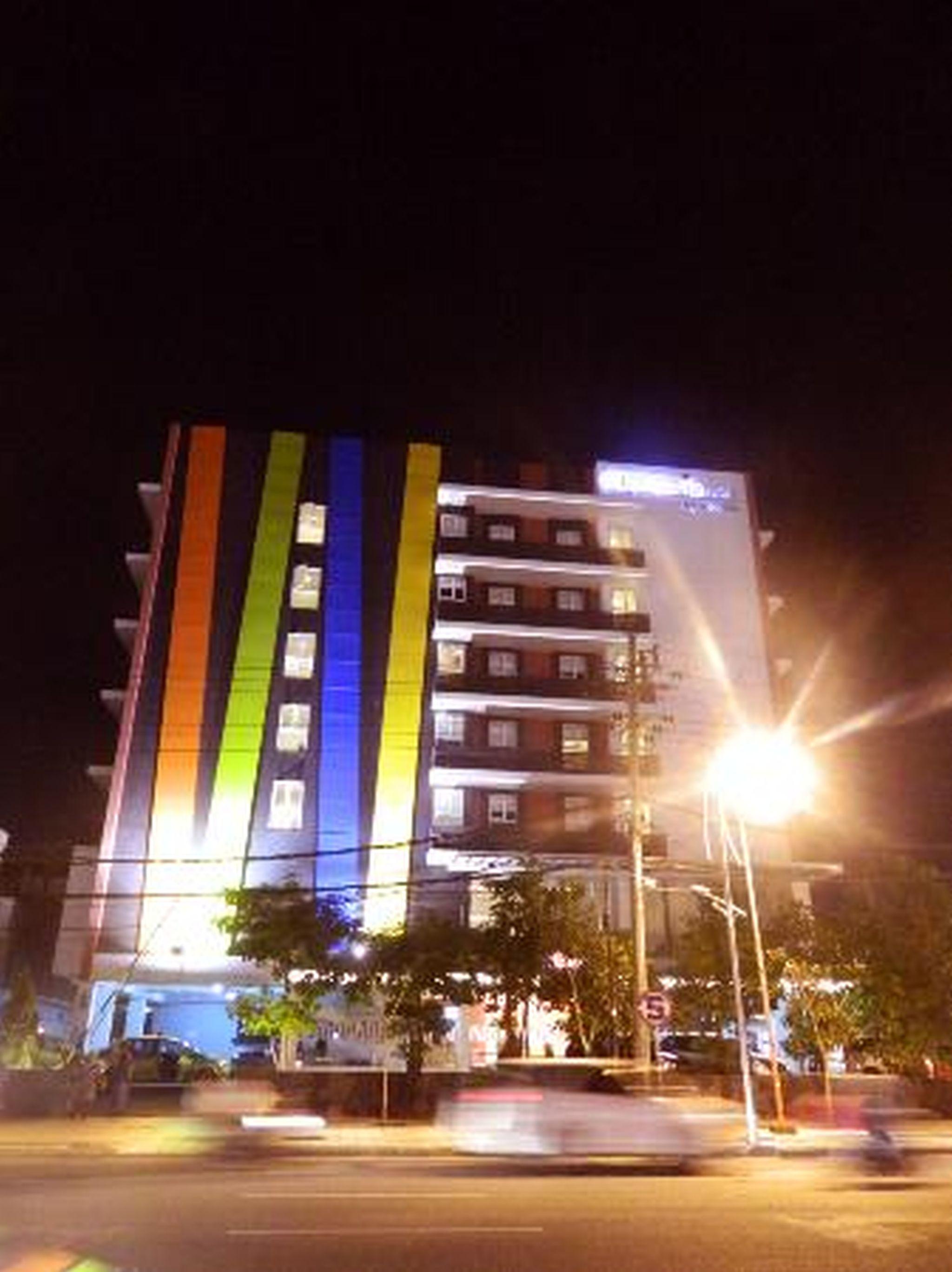 Amaris Hotel Embong Malang - Surabaya Exterior foto